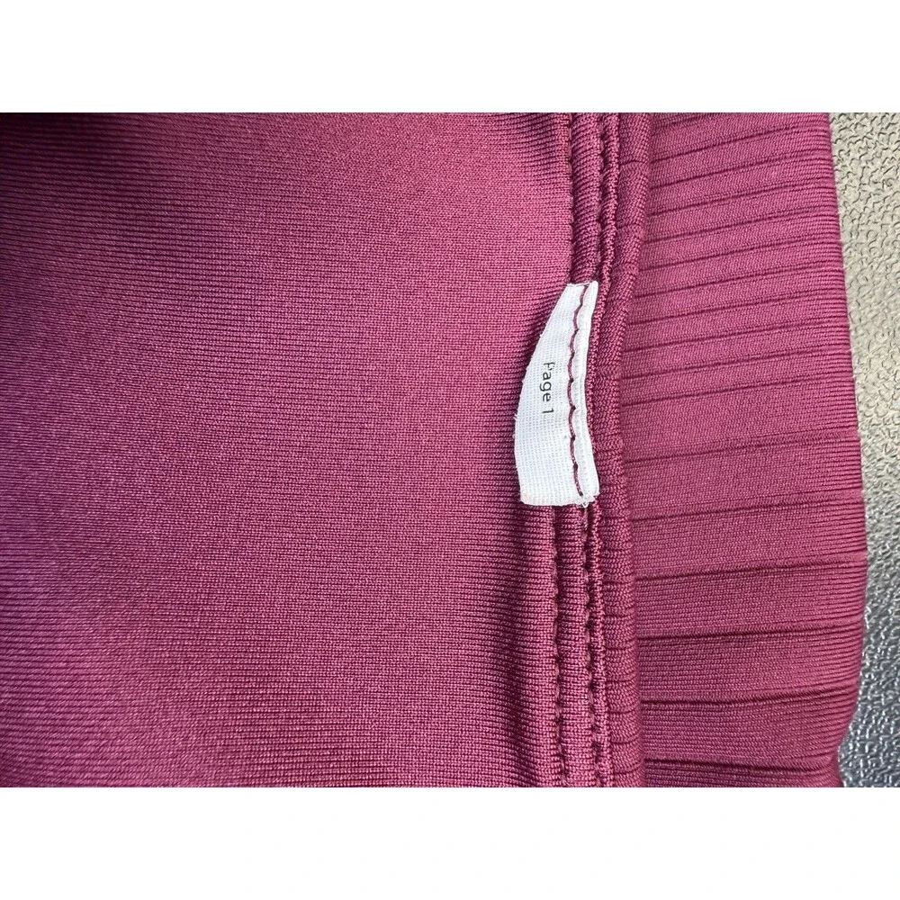 ALO YOGA Burgundy Run It Back Bra Subtly Ribbed Medium Support Active Bra Size S